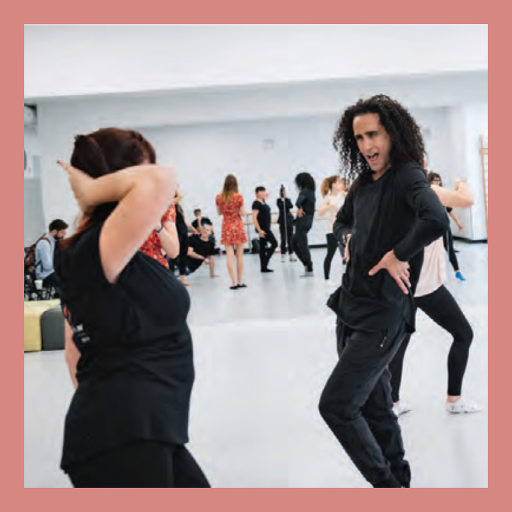 Le waacking, féminité et glamour à leur paroxysme